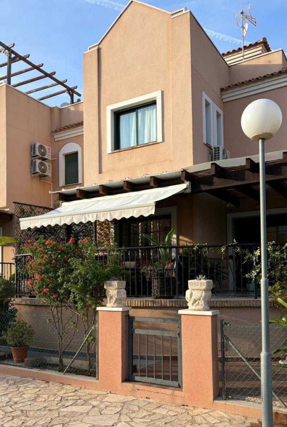 House Laguna Roja With Sun Terrace Torrevieja Zewnętrze zdjęcie